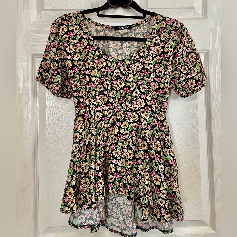 90’s floral top